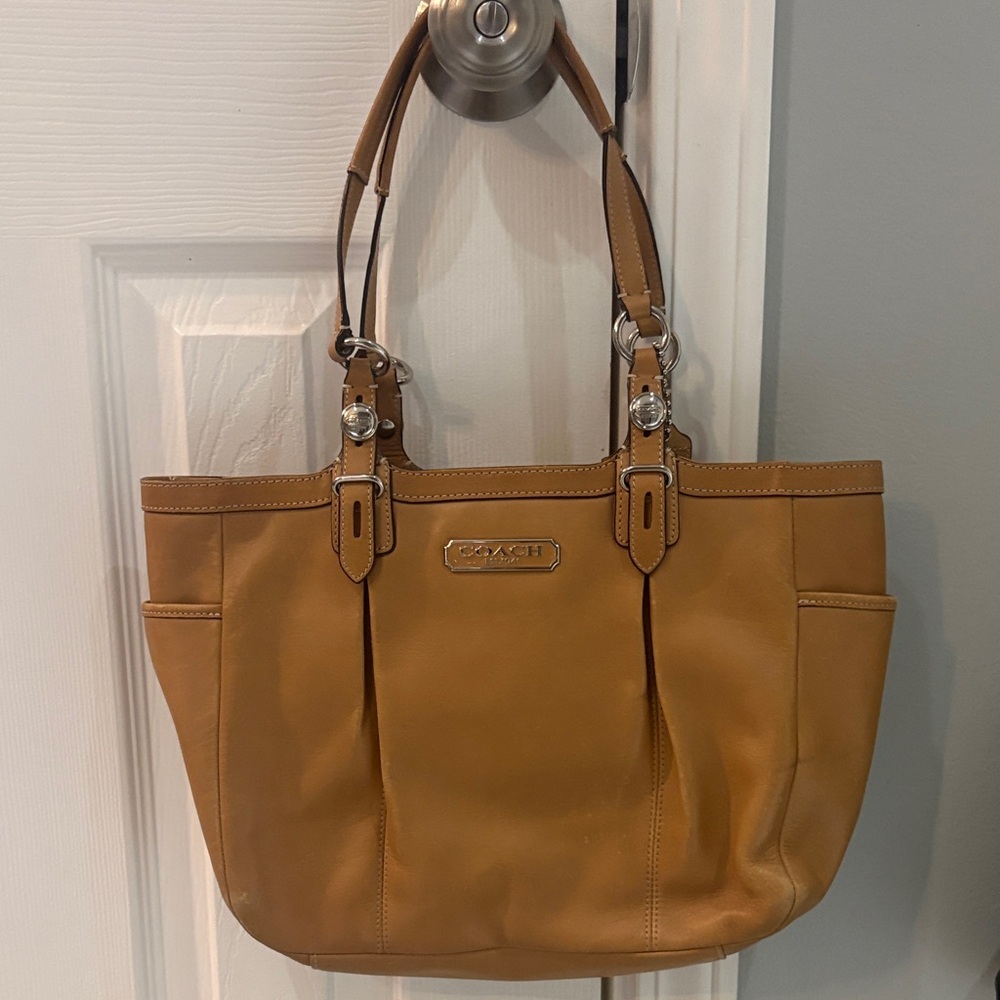 Coach Caramel Leather Tote Bag